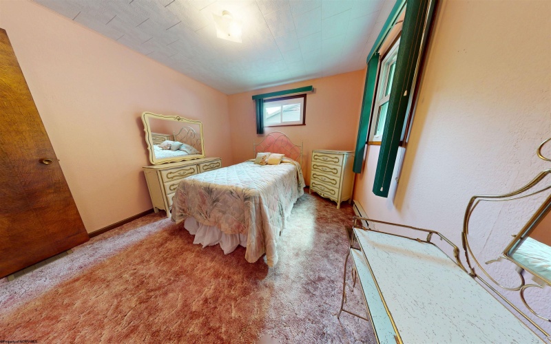 2838 Ice Street, Fairmont, West Virginia 26554, 3 Bedrooms Bedrooms, 6 Rooms Rooms,2 BathroomsBathrooms,Single Family Detached,For Sale,Ice,10160796