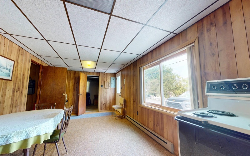 2838 Ice Street, Fairmont, West Virginia 26554, 3 Bedrooms Bedrooms, 6 Rooms Rooms,2 BathroomsBathrooms,Single Family Detached,For Sale,Ice,10160796