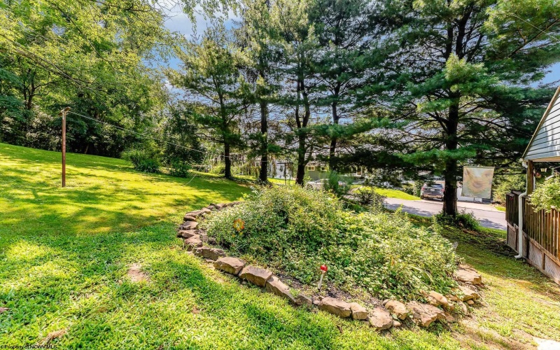 633 Southern Avenue, Morgantown, West Virginia 26501, 2 Bedrooms Bedrooms, 7 Rooms Rooms,1 BathroomBathrooms,Single Family Detached,For Sale,Southern,10160801