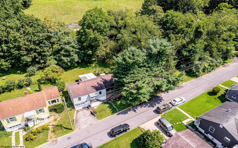 633 Southern Avenue, Morgantown, West Virginia 26501, 2 Bedrooms Bedrooms, 7 Rooms Rooms,1 BathroomBathrooms,Single Family Detached,For Sale,Southern,10160801