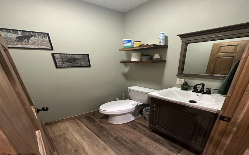 155 Toms Run Road, Roanoke, West Virginia 26447, 3 Bedrooms Bedrooms, 8 Rooms Rooms,2 BathroomsBathrooms,Single Family Detached,For Sale,Toms Run,10160794