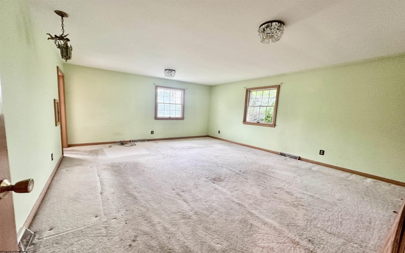 1397 Fairfield Street, Star City, West Virginia 26505, 3 Bedrooms Bedrooms, 11 Rooms Rooms,3 BathroomsBathrooms,Single Family Detached,For Sale,Fairfield,10160813