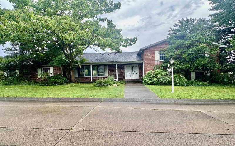 1397 Fairfield Street, Star City, West Virginia 26505, 3 Bedrooms Bedrooms, 11 Rooms Rooms,3 BathroomsBathrooms,Single Family Detached,For Sale,Fairfield,10160813