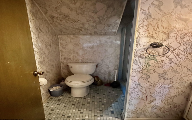1397 Fairfield Street, Star City, West Virginia 26505, 3 Bedrooms Bedrooms, 11 Rooms Rooms,3 BathroomsBathrooms,Single Family Detached,For Sale,Fairfield,10160813