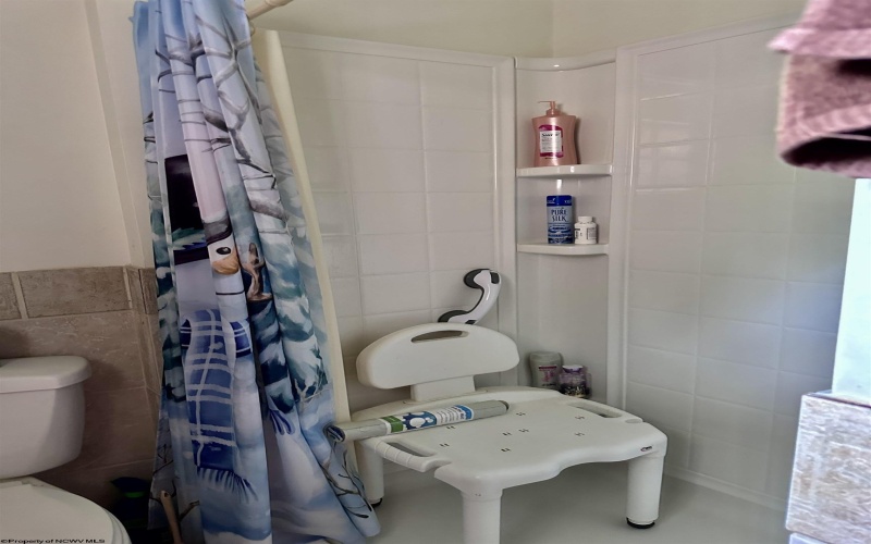 1397 Fairfield Street, Star City, West Virginia 26505, 3 Bedrooms Bedrooms, 11 Rooms Rooms,3 BathroomsBathrooms,Single Family Detached,For Sale,Fairfield,10160813