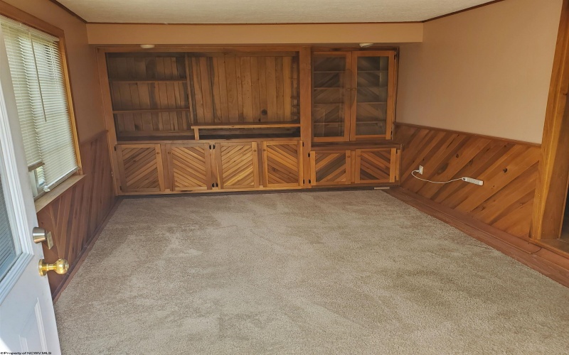 152 Gwendolyn Drive, Elkins, West Virginia 26241-9999, 2 Bedrooms Bedrooms, 6 Rooms Rooms,1 BathroomBathrooms,Single Family Detached,For Sale,Gwendolyn,10160822