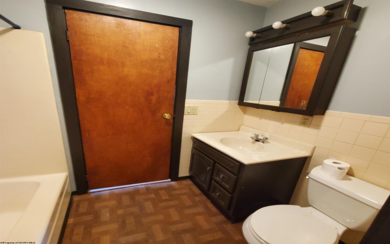 152 Gwendolyn Drive, Elkins, West Virginia 26241-9999, 2 Bedrooms Bedrooms, 6 Rooms Rooms,1 BathroomBathrooms,Single Family Detached,For Sale,Gwendolyn,10160822