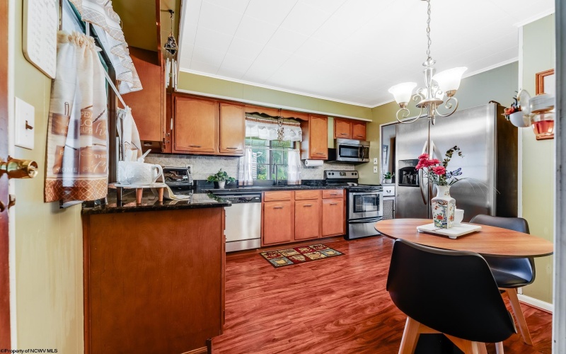 3356 Collins Ferry Road, Morgantown, West Virginia 26505, 3 Bedrooms Bedrooms, 8 Rooms Rooms,2 BathroomsBathrooms,Single Family Detached,For Sale,Collins Ferry,10160821