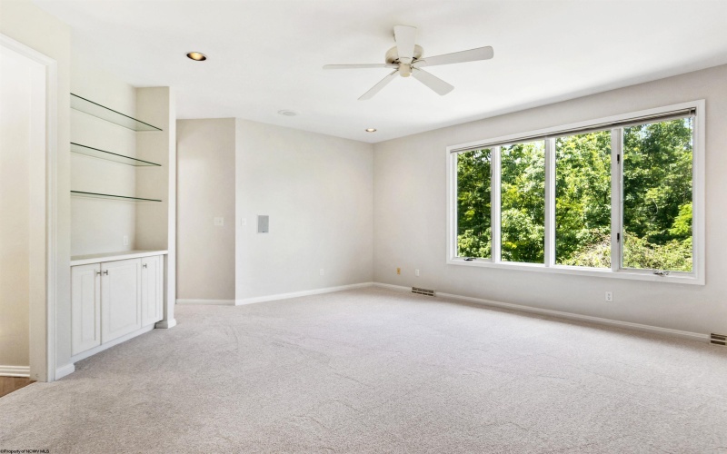 58 Brookside Lane, Morgantown, West Virginia 26505, 4 Bedrooms Bedrooms, 10 Rooms Rooms,3 BathroomsBathrooms,Single Family Detached,For Sale,Brookside,10160820