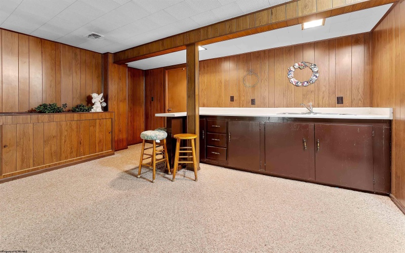 1112 Westmont Road, Fairmont, West Virginia 26554, 3 Bedrooms Bedrooms, 7 Rooms Rooms,2 BathroomsBathrooms,Single Family Detached,For Sale,Westmont,10160819