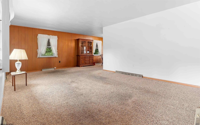 1112 Westmont Road, Fairmont, West Virginia 26554, 3 Bedrooms Bedrooms, 7 Rooms Rooms,2 BathroomsBathrooms,Single Family Detached,For Sale,Westmont,10160819