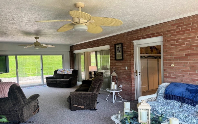 3574 Freedom Highway, Fairmont, West Virginia 26554, 3 Bedrooms Bedrooms, 13 Rooms Rooms,2 BathroomsBathrooms,Single Family Detached,For Sale,Freedom,10160817