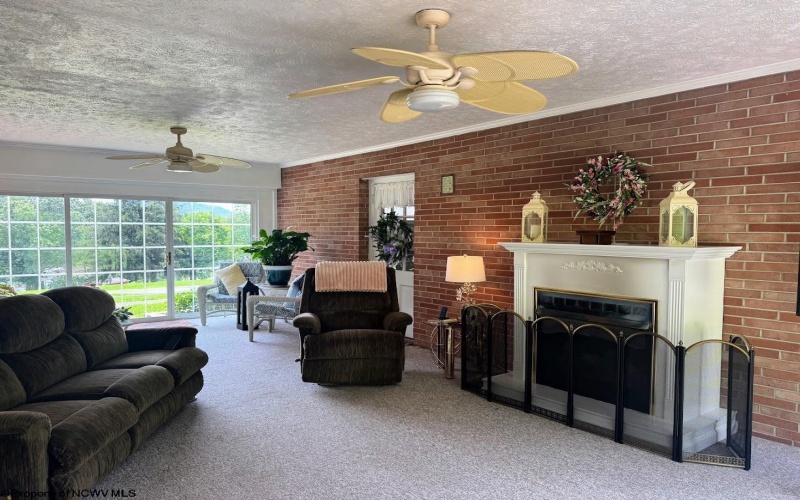 3574 Freedom Highway, Fairmont, West Virginia 26554, 3 Bedrooms Bedrooms, 13 Rooms Rooms,2 BathroomsBathrooms,Single Family Detached,For Sale,Freedom,10160817