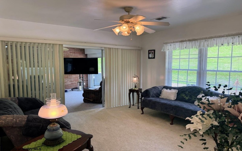 3574 Freedom Highway, Fairmont, West Virginia 26554, 3 Bedrooms Bedrooms, 13 Rooms Rooms,2 BathroomsBathrooms,Single Family Detached,For Sale,Freedom,10160817