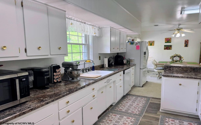 3574 Freedom Highway, Fairmont, West Virginia 26554, 3 Bedrooms Bedrooms, 13 Rooms Rooms,2 BathroomsBathrooms,Single Family Detached,For Sale,Freedom,10160817
