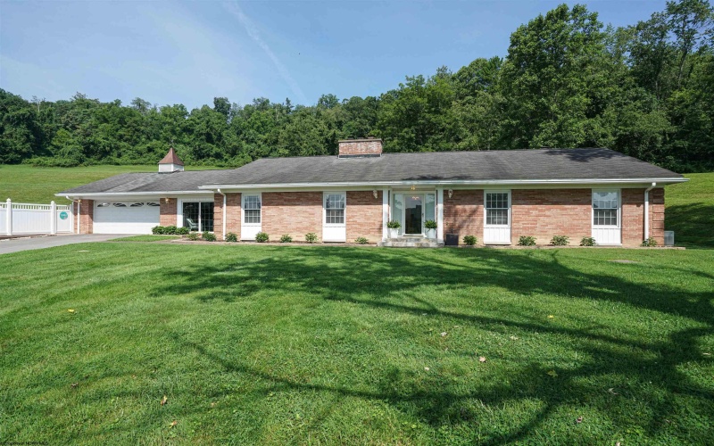 3574 Freedom Highway, Fairmont, West Virginia 26554, 3 Bedrooms Bedrooms, 13 Rooms Rooms,2 BathroomsBathrooms,Single Family Detached,For Sale,Freedom,10160817