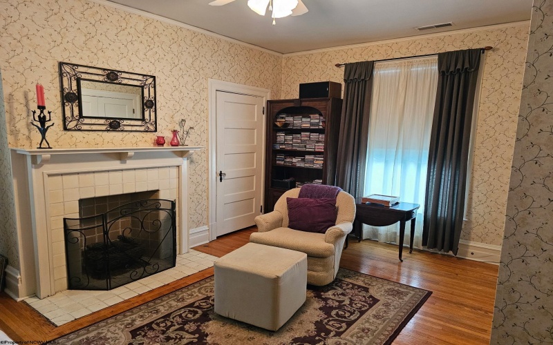 227 Carr Avenue, Clarksburg, West Virginia 26301-3105, 5 Bedrooms Bedrooms, 13 Rooms Rooms,2 BathroomsBathrooms,Single Family Detached,For Sale,Carr,10160818