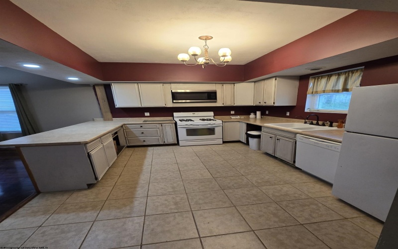 319 North Avenue, Clarksburg, West Virginia 26301, 2 Bedrooms Bedrooms, 5 Rooms Rooms,1 BathroomBathrooms,Single Family Detached,For Sale,North,10160825