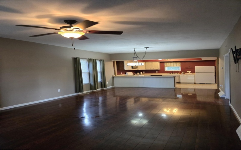 319 North Avenue, Clarksburg, West Virginia 26301, 2 Bedrooms Bedrooms, 5 Rooms Rooms,1 BathroomBathrooms,Single Family Detached,For Sale,North,10160825