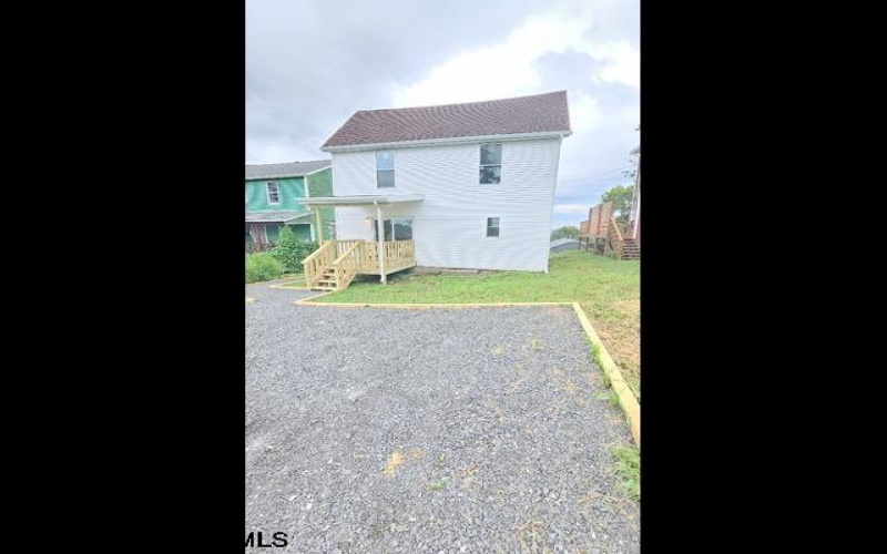 608 Clinton Avenue, Morgantown, West Virginia 26505, 3 Bedrooms Bedrooms, 7 Rooms Rooms,2 BathroomsBathrooms,Single Family Detached,For Sale,Clinton,10160824
