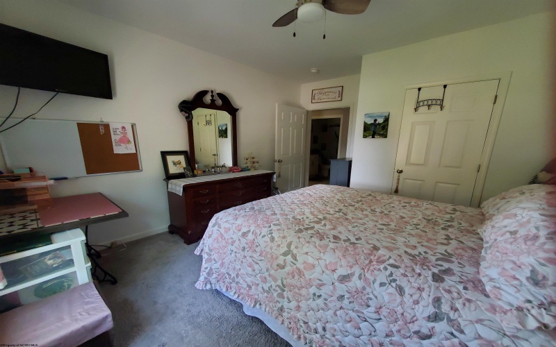 49 Holleran Heights, Kingwood, West Virginia 26537-1656, 3 Bedrooms Bedrooms, 7 Rooms Rooms,2 BathroomsBathrooms,Single Family Detached,For Sale,Holleran,10160830