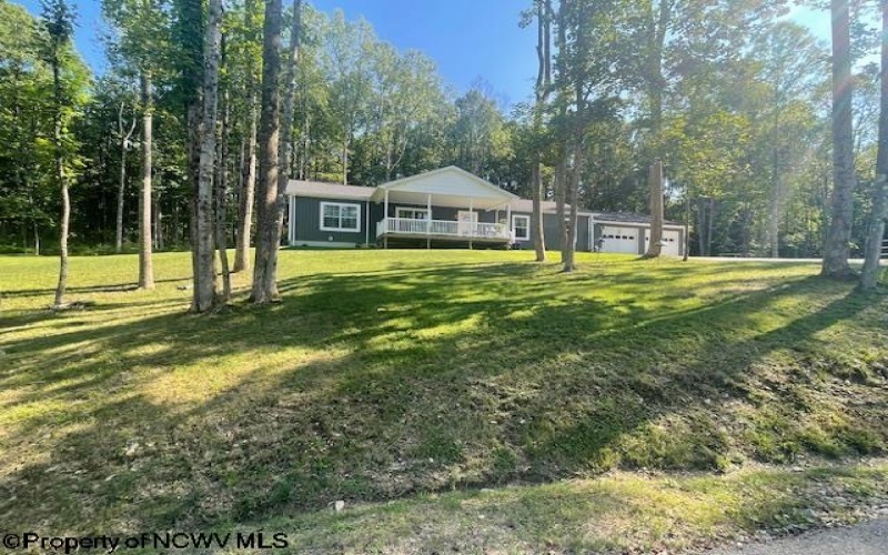 49 Holleran Heights, Kingwood, West Virginia 26537-1656, 3 Bedrooms Bedrooms, 7 Rooms Rooms,2 BathroomsBathrooms,Single Family Detached,For Sale,Holleran,10160830