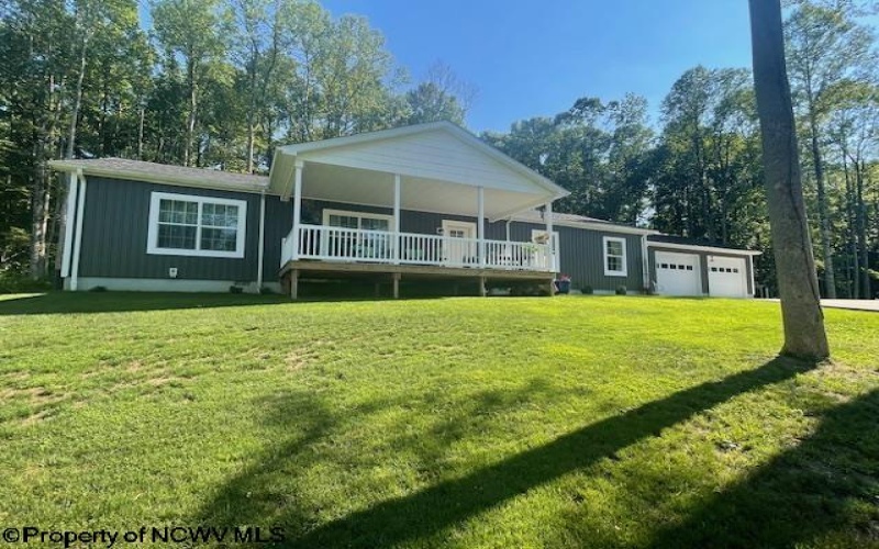 49 Holleran Heights, Kingwood, West Virginia 26537-1656, 3 Bedrooms Bedrooms, 7 Rooms Rooms,2 BathroomsBathrooms,Single Family Detached,For Sale,Holleran,10160830