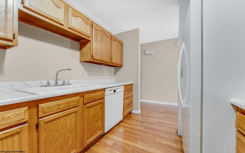 509 Vista Oaks Drive, Fairmont, West Virginia 26554, 3 Bedrooms Bedrooms, 9 Rooms Rooms,2 BathroomsBathrooms,Single Family Attached,For Sale,Vista Oaks,10160828