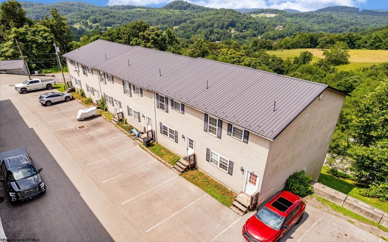 509 Vista Oaks Drive, Fairmont, West Virginia 26554, 3 Bedrooms Bedrooms, 9 Rooms Rooms,2 BathroomsBathrooms,Single Family Attached,For Sale,Vista Oaks,10160828