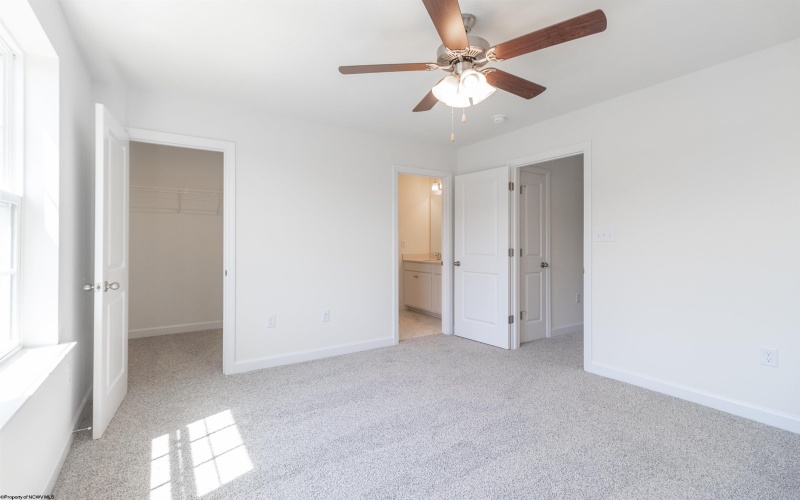36 Dover Court, Bridgeport, West Virginia 26330-0000, 3 Bedrooms Bedrooms, 6 Rooms Rooms,3 BathroomsBathrooms,Residential Rentals,For Rent,Dover,10160826