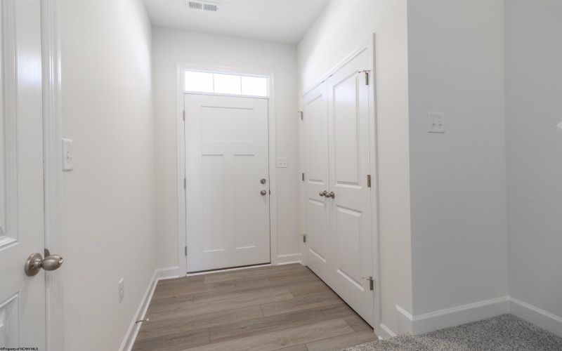 36 Dover Court, Bridgeport, West Virginia 26330-0000, 3 Bedrooms Bedrooms, 6 Rooms Rooms,3 BathroomsBathrooms,Residential Rentals,For Rent,Dover,10160826
