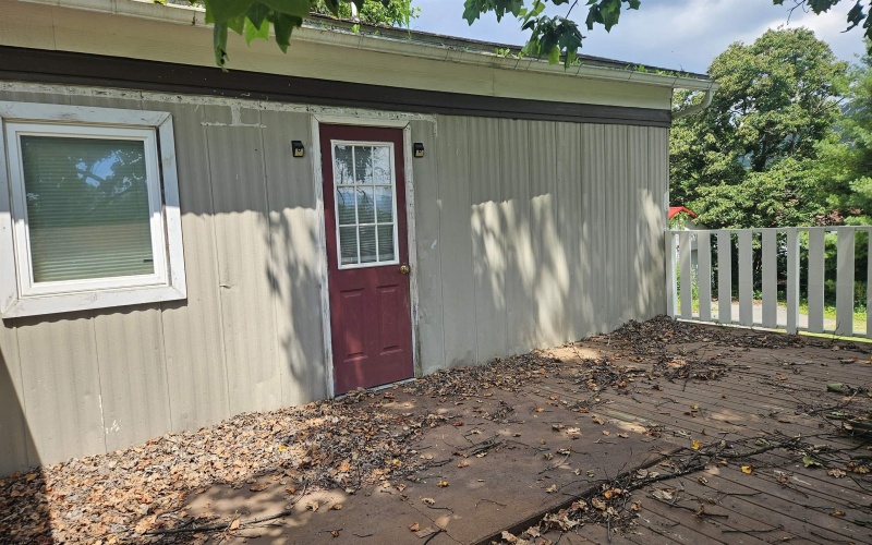 348 Brown Avenue, Belington, West Virginia 26250-9203, 2 Bedrooms Bedrooms, 5 Rooms Rooms,1 BathroomBathrooms,Single Family Detached,For Sale,Brown,10160829