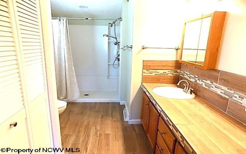 4145 McKinney Cave Road, Masontown, West Virginia 26542, 3 Bedrooms Bedrooms, 6 Rooms Rooms,2 BathroomsBathrooms,Single Family Detached,For Sale,McKinney Cave,10160832