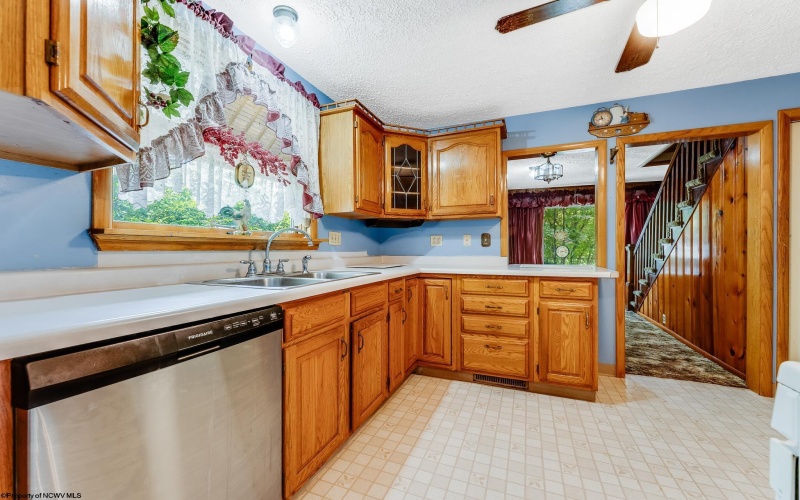 120 Hartman Street, Kingwood, West Virginia 26537, 4 Bedrooms Bedrooms, 13 Rooms Rooms,1 BathroomBathrooms,Single Family Detached,For Sale,Hartman,10160834