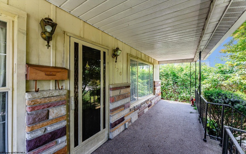 120 Hartman Street, Kingwood, West Virginia 26537, 4 Bedrooms Bedrooms, 13 Rooms Rooms,1 BathroomBathrooms,Single Family Detached,For Sale,Hartman,10160834