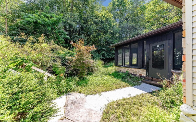 120 Hartman Street, Kingwood, West Virginia 26537, 4 Bedrooms Bedrooms, 13 Rooms Rooms,1 BathroomBathrooms,Single Family Detached,For Sale,Hartman,10160834