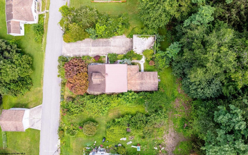 120 Hartman Street, Kingwood, West Virginia 26537, 4 Bedrooms Bedrooms, 13 Rooms Rooms,1 BathroomBathrooms,Single Family Detached,For Sale,Hartman,10160834