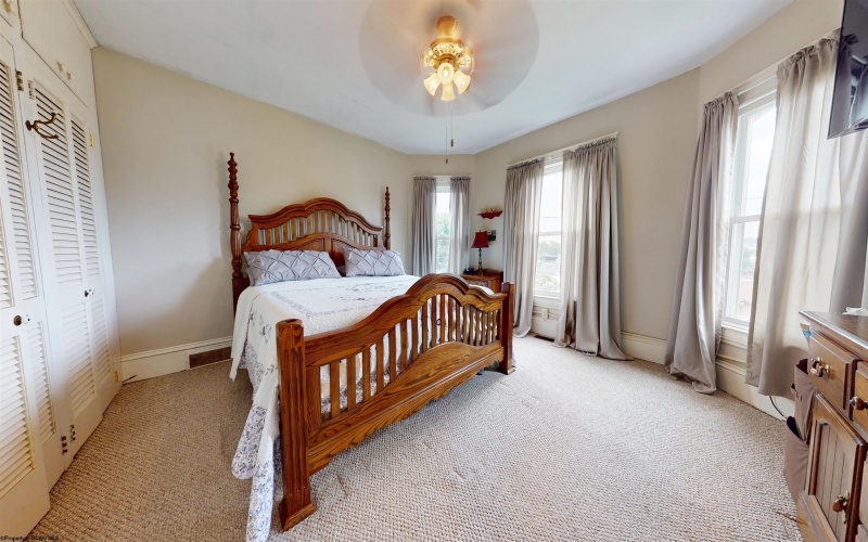 335 Grand Avenue, Bridgeport, West Virginia 26330, 3 Bedrooms Bedrooms, 9 Rooms Rooms,2 BathroomsBathrooms,Single Family Detached,For Sale,Grand,10160837