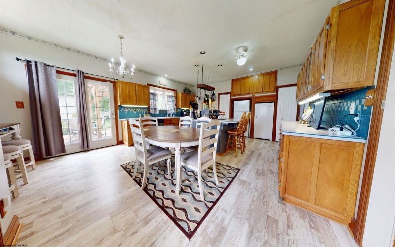335 Grand Avenue, Bridgeport, West Virginia 26330, 3 Bedrooms Bedrooms, 9 Rooms Rooms,2 BathroomsBathrooms,Single Family Detached,For Sale,Grand,10160837
