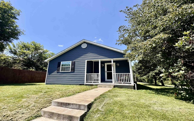 40 Canary Street, Worthington, West Virginia 26591, 4 Bedrooms Bedrooms, 7 Rooms Rooms,2 BathroomsBathrooms,Single Family Detached,For Sale,Canary,10160854