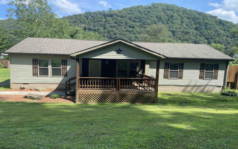 8 Old Hannahsville Lane, Parsons, West Virginia 26287, 3 Bedrooms Bedrooms, 7 Rooms Rooms,2 BathroomsBathrooms,Single Family Detached,For Sale,Old Hannahsville,10160840