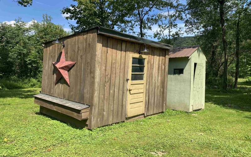 8 Old Hannahsville Lane, Parsons, West Virginia 26287, 3 Bedrooms Bedrooms, 7 Rooms Rooms,2 BathroomsBathrooms,Single Family Detached,For Sale,Old Hannahsville,10160840