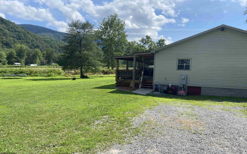 8 Old Hannahsville Lane, Parsons, West Virginia 26287, 3 Bedrooms Bedrooms, 7 Rooms Rooms,2 BathroomsBathrooms,Single Family Detached,For Sale,Old Hannahsville,10160840