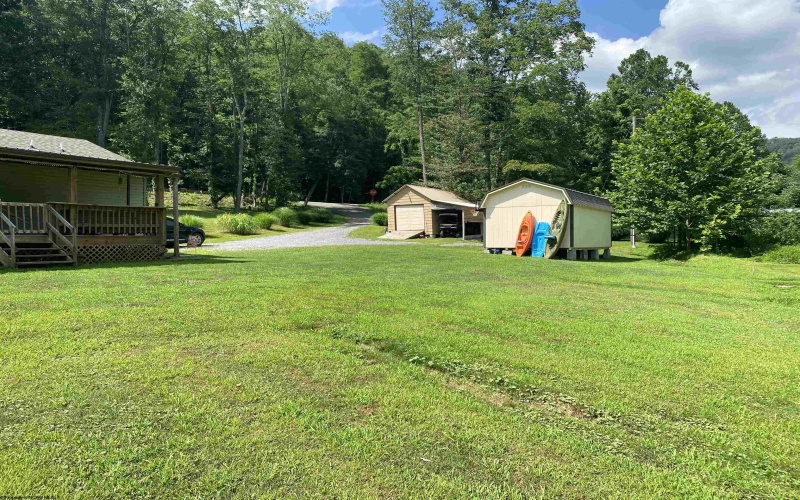 8 Old Hannahsville Lane, Parsons, West Virginia 26287, 3 Bedrooms Bedrooms, 7 Rooms Rooms,2 BathroomsBathrooms,Single Family Detached,For Sale,Old Hannahsville,10160840