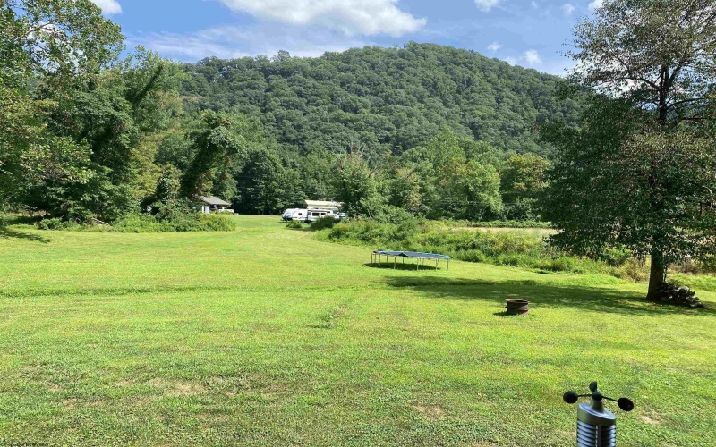 8 Old Hannahsville Lane, Parsons, West Virginia 26287, 3 Bedrooms Bedrooms, 7 Rooms Rooms,2 BathroomsBathrooms,Single Family Detached,For Sale,Old Hannahsville,10160840