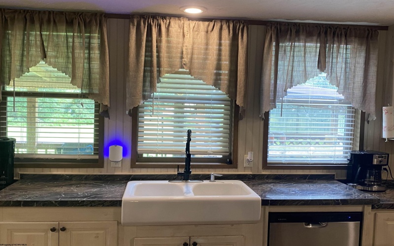 8 Old Hannahsville Lane, Parsons, West Virginia 26287, 3 Bedrooms Bedrooms, 7 Rooms Rooms,2 BathroomsBathrooms,Single Family Detached,For Sale,Old Hannahsville,10160840