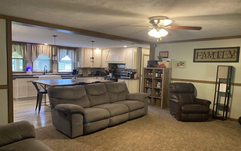 8 Old Hannahsville Lane, Parsons, West Virginia 26287, 3 Bedrooms Bedrooms, 7 Rooms Rooms,2 BathroomsBathrooms,Single Family Detached,For Sale,Old Hannahsville,10160840