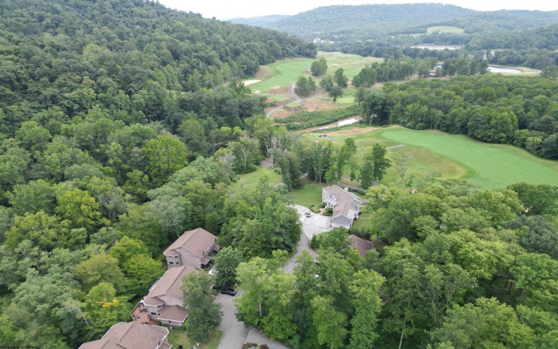 215 Aaron Smith Drive, Bridgeport, West Virginia 26330, 3 Bedrooms Bedrooms, 5 Rooms Rooms,3 BathroomsBathrooms,Single Family Attached,For Sale,Aaron Smith,10160841