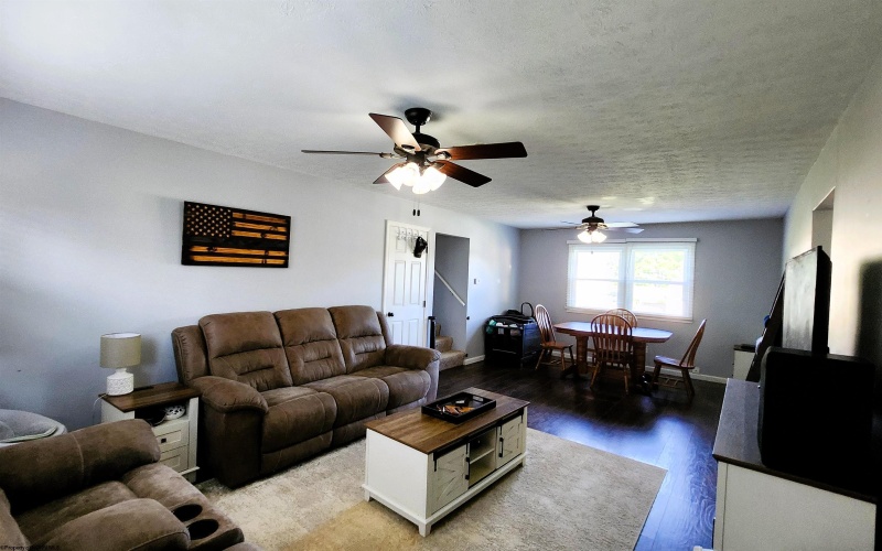 1205 Montrose Avenue, Morgantown, West Virginia 26505, 3 Bedrooms Bedrooms, 6 Rooms Rooms,2 BathroomsBathrooms,Single Family Detached,For Sale,Montrose,10160842