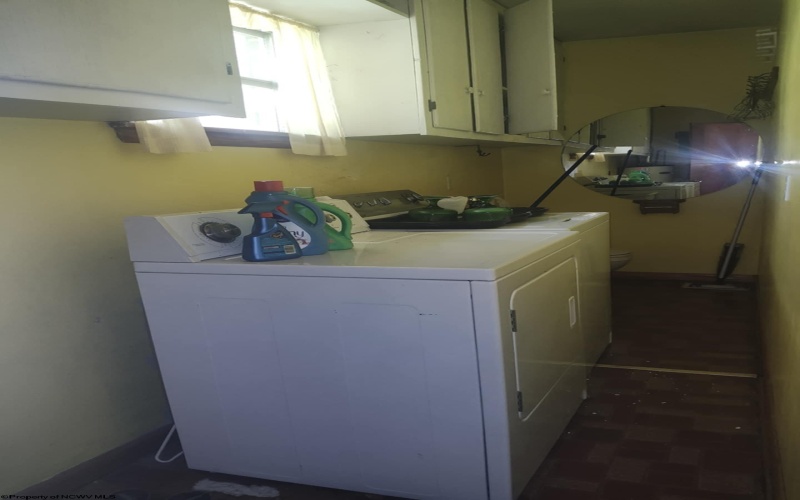 31 Reger Avenue, Buckhannon, West Virginia 26201, 3 Bedrooms Bedrooms, 7 Rooms Rooms,1 BathroomBathrooms,Single Family Detached,For Sale,Reger,10160852